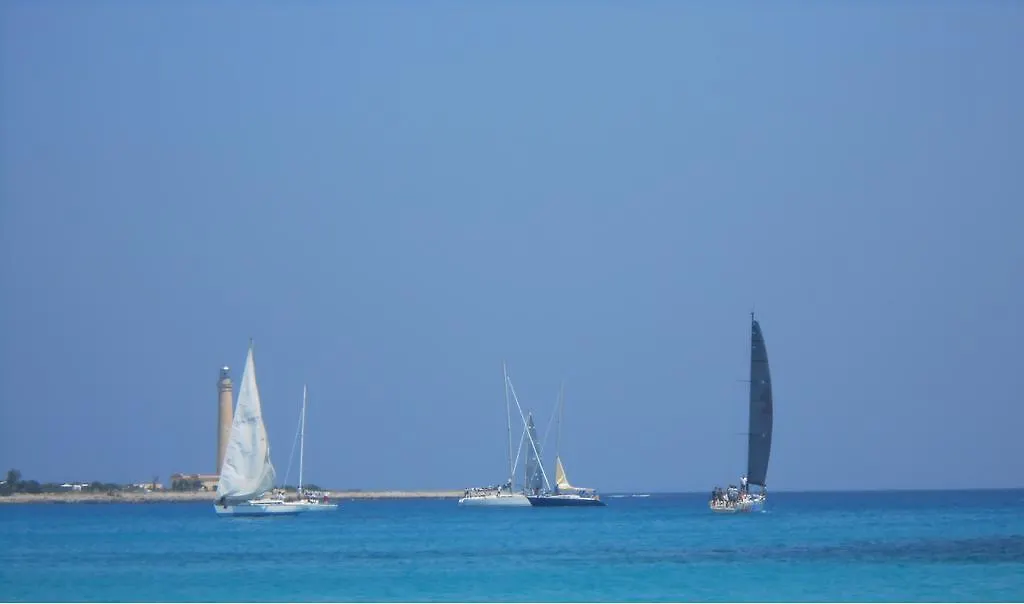 Happy Camp Mobile Homes In El-Bahira Camping Village San Vito Lo Capo Campingplatz