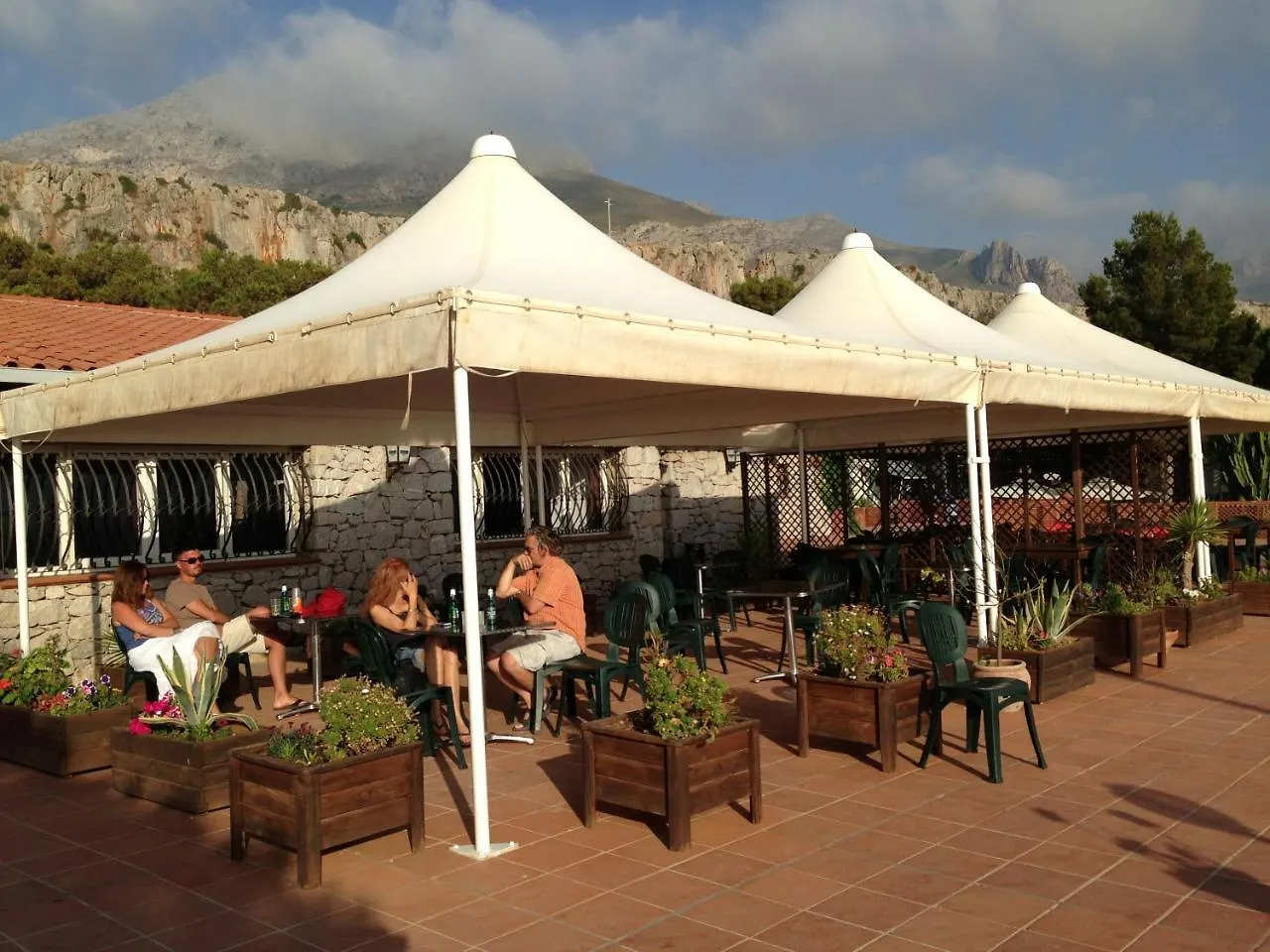 Happy Camp Mobile Homes In El-Bahira Camping Village San Vito Lo Capo Italien